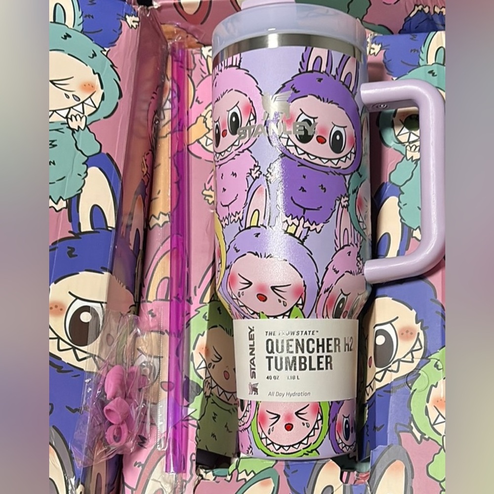 NEW- Labubu Stanley The Flowstate Quencher H2.O Tumbler 40oz cup
